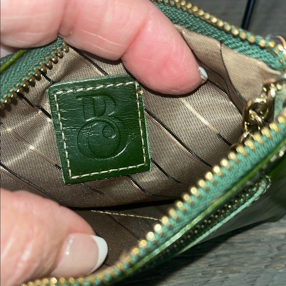 Green Leather Coin Purse Zip Key Ring‎ Silver Heart Zippers - Picture 2 of 9